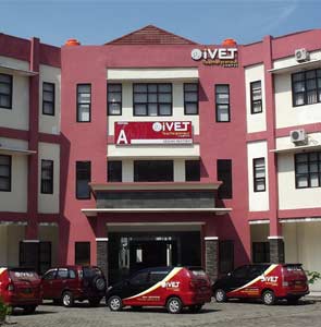 Executive Class Program Universitas IVET Semarang Nomor Foto Home 2